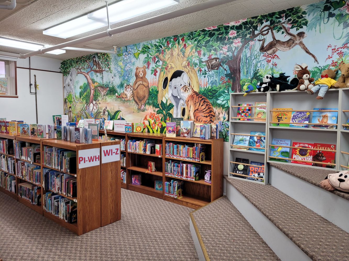214 School St, Hillsboro, IL 62049